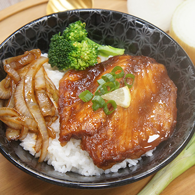 蒲燒鯛魚腹